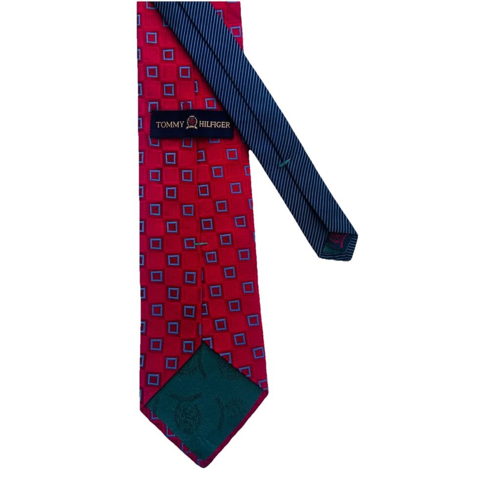 Tommy Hilfiger Men’s Geometric Silk Red Blue Tie Preppy Classic 3.5 x 59.5